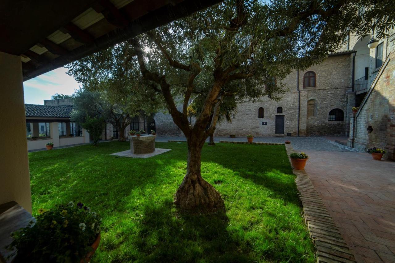 Il Monastero Di Bevagna B&B 외부 사진