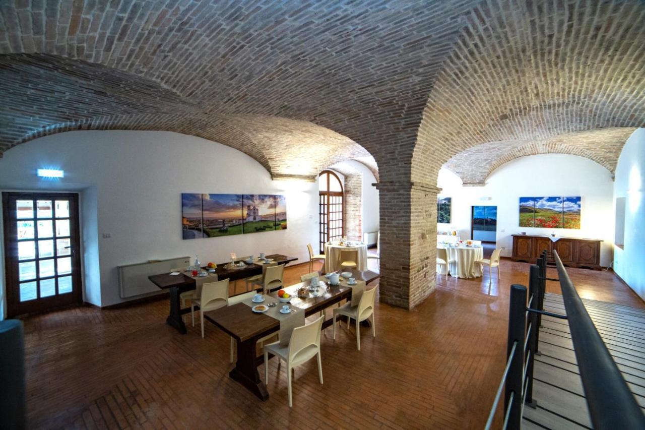 Il Monastero Di Bevagna B&B 외부 사진