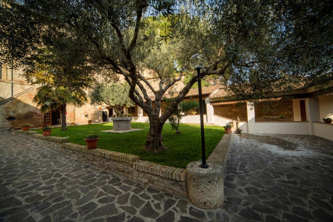 Il Monastero Di Bevagna B&B 외부 사진